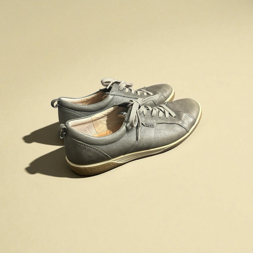 Women's ECCO Soft 7 Gray Leather Lace Up Comfort Sneakers Size 41 EU 10-10.5 US